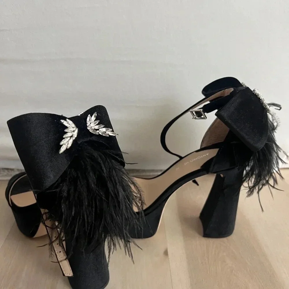 Antonio Melani Heels Bow Velvet Black Rhinestones feathers platform Janie